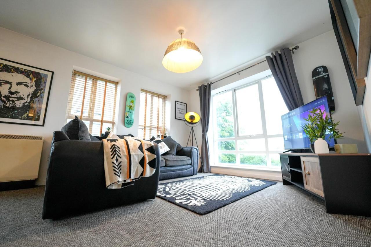 Artistic Stunning Apartment City View Londonderry Εξωτερικό φωτογραφία